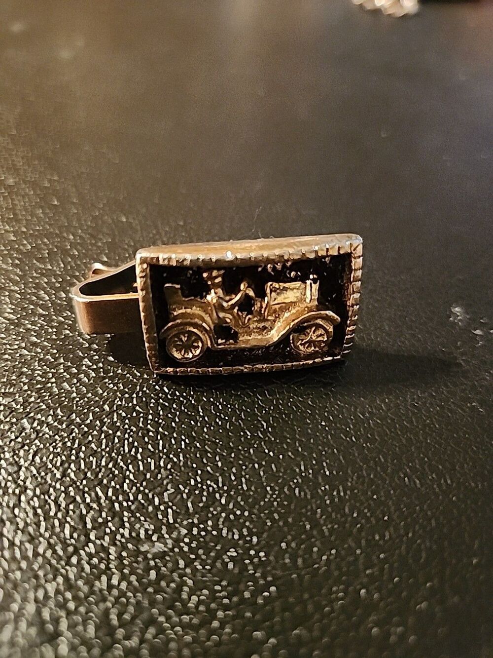 Vintage Silver Tone Car And Driver  Tie Clip